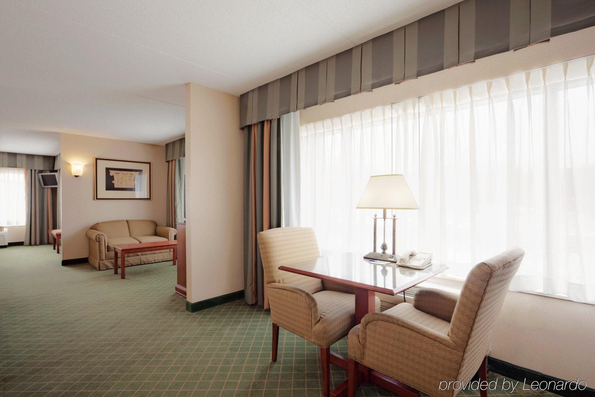 Holiday Inn Express Hotel & Suites Auburn By Ihg Habitación foto